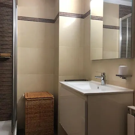 Apartman Parking, Vistas Al Mar Y Tres *